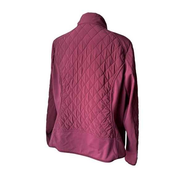 Athleta Upside Quilted Jacket in Chianti - Picture 9 of 16